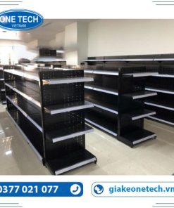 Giá kệ đôi siêu thị 4 tầng bằng tôn lỗ, chiều cao 150cm, dùng trong cửa hàng bán lẻ