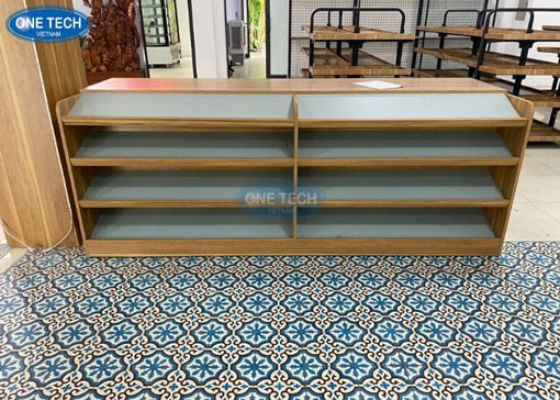 Địa chỉ mua bàn thu ngân gỗ uy tín, chất lượng tại TP.HCM Hình ảnh bàn thu ngân gỗ hiện đại tại cửa hàng nội thất uy tín