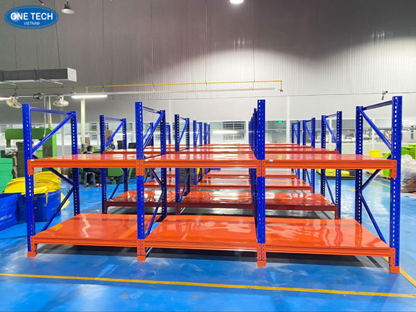 Kệ trung tải 2 tầng phân loại theo tải trọng 200kg, 300kg, 500kg mỗi tầng