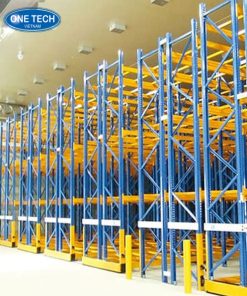 Kệ Drive In giúp xếp pallet nối tiếp, tận dụng tối đa độ sâu của kho