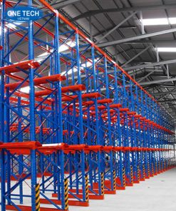 Kệ Drive In nhiều tầng giúp pallet được xếp nối tiếp trong kho