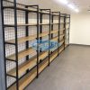 Kệ khung sắt mặt gỗ 6 tầng chắc chắn, thiết kế hiện đại, phù hợp cho trưng bày và lưu trữ.