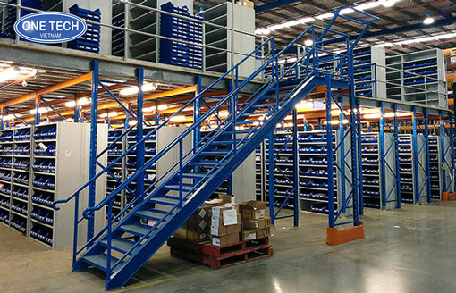 Kệ Mezzanine – Giải Pháp Lưu Trữ Tối Ưu Cho Kho Hàng Kệ Mezzanine nhiều tầng trong kho hàng công nghiệp giúp tận dụng tối đa không gian lưu trữ
