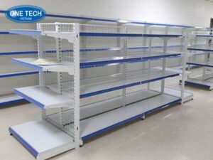 Kệ siêu thị tại Hậu Giang, thiết kế chắc chắn, giúp trưng bày sản phẩm gọn gàng và chuyên nghiệp.