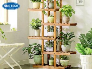 Kệ trưng bày cây cảnh nhiều tầng bằng gỗ, thiết kế đẹp mắt, phù hợp cho không gian nội thất và sân vườn.