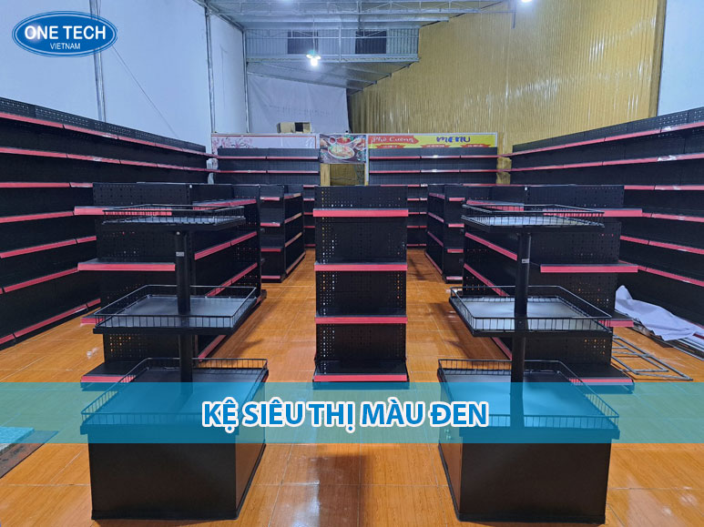 Kệ siêu thị màu đen với thiết kế chắc chắn, phù hợp trưng bày hàng hóa tại cửa hàng bán lẻ