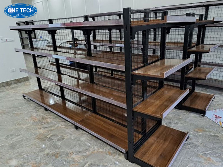 Kệ gỗ khung sắt chắc chắn cho cửa hàng chuyên nghiệp Kệ gỗ khung sắt trưng bày sản phẩm, thiết kế hiện đại, phù hợp cho cửa hàng bán lẻ và siêu thị mini