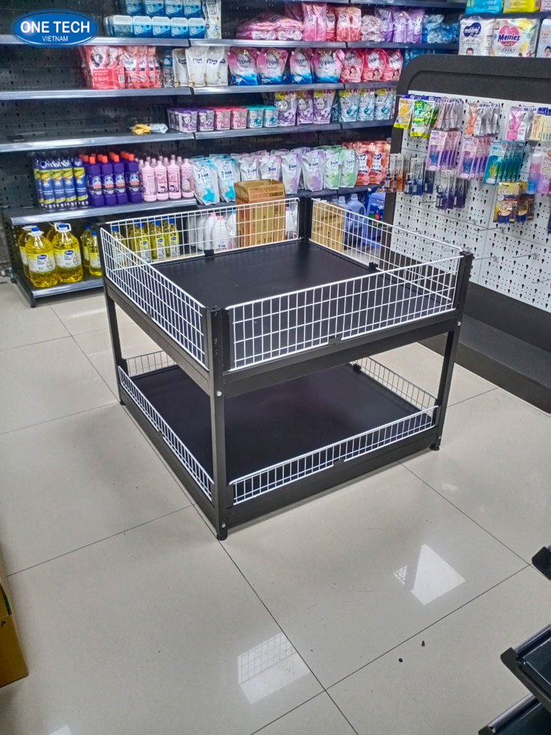 Ụ trưng bày nước suối giữa nhà – Giải pháp trưng bày tối ưu, tiết kiệm không gian Ụ trưng bày nước suối giữa nhà giúp trưng bày số lượng lớn, tối ưu không gian và lối đi.