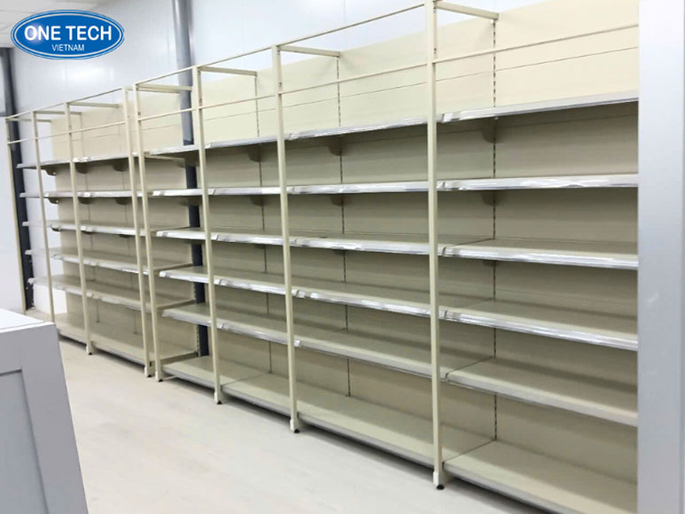 Kệ sắt trưng bày sản phẩm chuyên dụng – Đem lại sự tiện nghi từ One Tech Kệ trưng bày bằng sắt 5 tầng của One Tech – Thiết kế tối ưu cho không gian bán lẻ và siêu thị