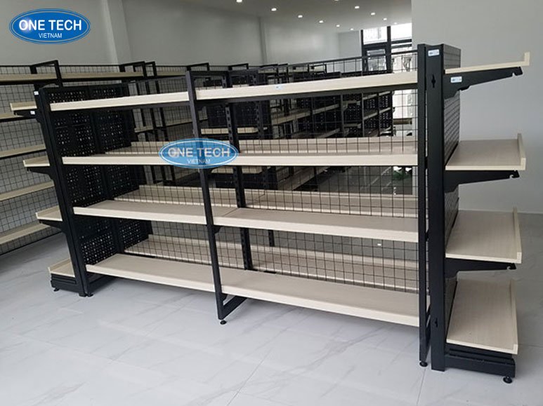 Kệ gỗ khung sắt – Sự lựa chọn phổ biến cho không gian trưng bày hiện đại Kệ gỗ khung sắt chắc chắn, thẩm mỹ cao, phù hợp trưng bày hàng hóa trong cửa hàng