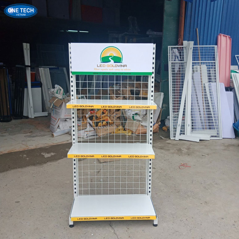 Kệ lưng lưới One Tech – Thiết kế bền chắc, tối ưu không gian trưng bày Kệ siêu thị lưng lưới One Tech với khung thép chắc chắn và phần lưng lưới tiện lợi giúp treo móc hàng hóa đa dạng