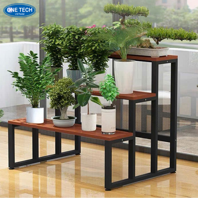 Kệ trưng bày hàng chuyên dụng cho hội chợ và triển lãm sản phẩm Kệ trưng bày hàng bằng kim loại sơn tĩnh điện sử dụng trong hội chợ triển lãm, giúp thu hút khách hàng và tối ưu không gian
