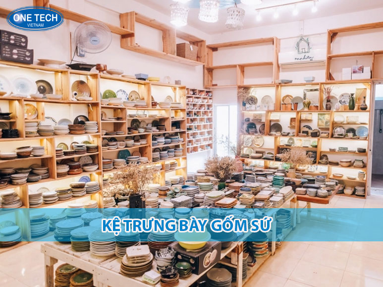 Kệ trưng bày gốm sứ bằng sắt sơn tĩnh điện, thiết kế nhiều tầng chắc chắn, trưng bày bình hoa và đồ gốm nghệ thuật