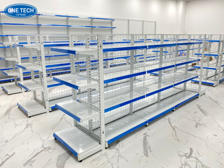 Kệ trưng bày máy khoan đôi giữa nhà – Trưng bày sản phẩm chuyên nghiệp Kệ trưng bày máy khoan đôi đặt giữa nhà, thiết kế chắc chắn, tiện lợi cho cửa hàng điện máy