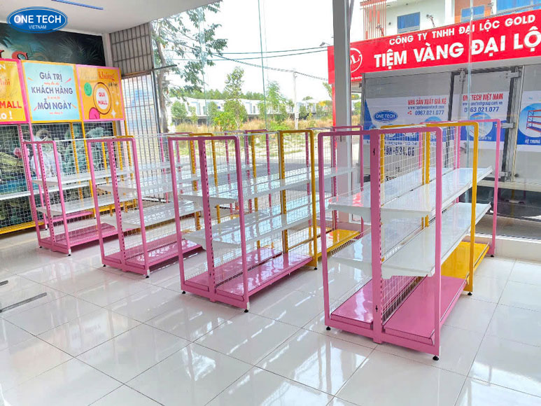 Các mẫu kệ trưng bày Pepsi chất lượng cao tại điểm bán Kệ trưng bày Pepsi với thiết kế chắc chắn, màu sắc thương hiệu đặc trưng, sắp xếp sản phẩm khoa học tại cửa hàng