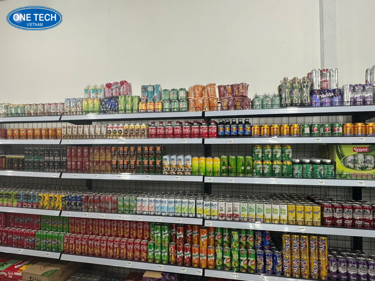 Mẫu kệ Pepsi thực tế với thiết kế hiện đại, phù hợp cho điểm bán lẻ Kệ trưng bày Pepsi màu xanh dương đặc trưng, thiết kế chắc chắn, sắp xếp sản phẩm khoa học tại cửa hàng