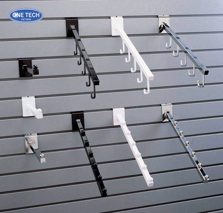 Móc treo phù hợp với kệ trưng bày vợt cầu lông: Lựa chọn tối ưu cho không gian bán hàng Móc treo phù hợp giúp kệ trưng bày vợt cầu lông gọn gàng, dễ dàng sắp xếp và thu hút khách hàng
