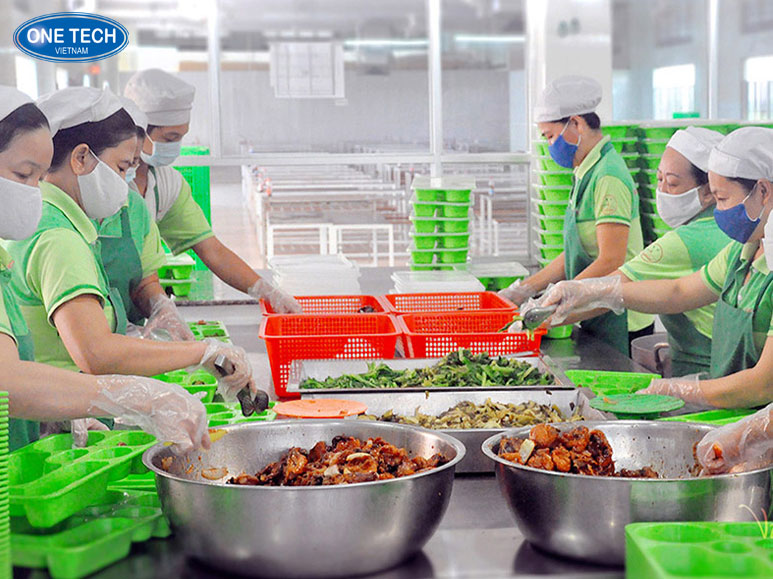 Kinh doanh suất ăn công nghiệp tại khu công nghiệp - dịch vụ cung cấp suất ăn chất lượng Suất ăn công nghiệp chất lượng cao phục vụ công nhân tại khu công nghiệp