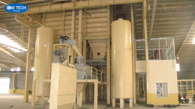 Mở xưởng sản xuất thức ăn chăn nuôi hiện đại và chuyên nghiệp Xưởng sản xuất thức ăn chăn nuôi với máy móc hiện đại, quy trình sản xuất an toàn và đạt chuẩn