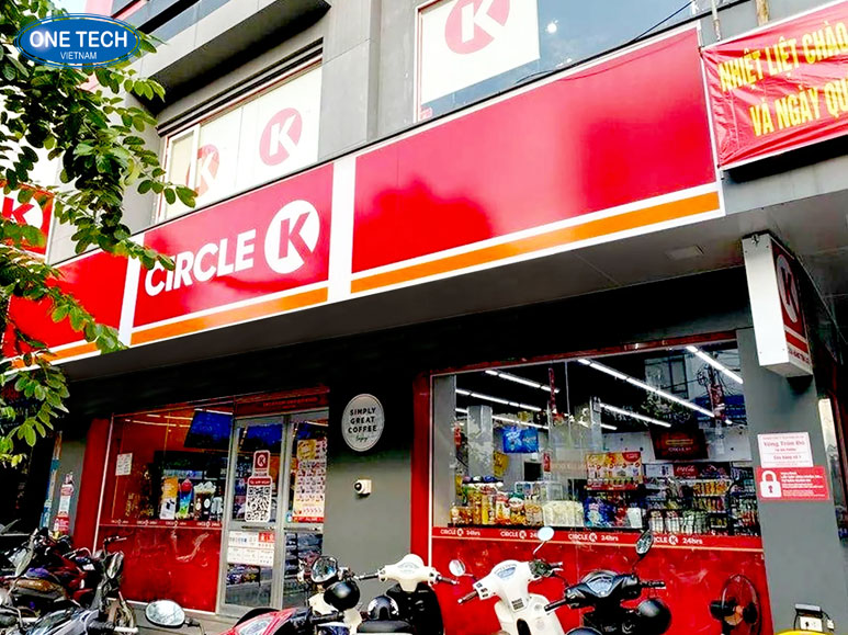 Giới thiệu chuỗi cửa hàng tiện lợi Circle K tại Việt Nam Logo Circle K màu đỏ đặc trưng cùng hình ảnh cửa hàng tiện lợi Circle K hiện đại tại Việt Nam