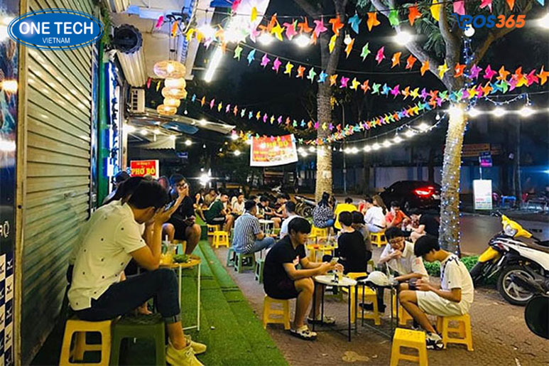 Mô hình quán trà chanh, trà sữa vỉa hè giá rẻ khởi nghiệp với 30 triệu Góc quán trà sữa và trà chanh vỉa hè đơn giản với bàn ghế nhựa và xe đẩy – chi phí đầu tư khoảng 30 triệu đồng