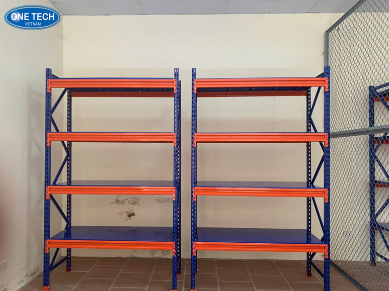 Kệ trung tải chất lượng cao tại cửa hàng uy tín ở Việt Nam Kệ trung tải chịu lực tốt, trưng bày tại kho hàng của nhà cung cấp uy tín ở Việt Nam