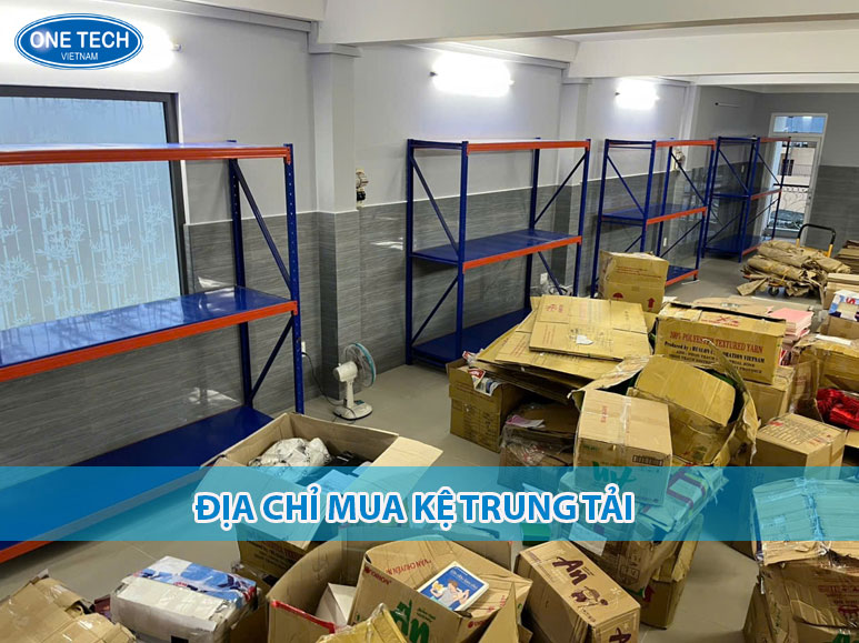 Kệ trung tải sơn tĩnh điện cao cấp tại cửa hàng