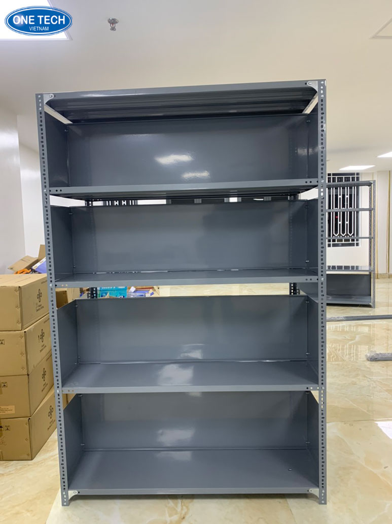 Kệ văn phòng chuyên dụng cho lưu trữ tài liệu bền bỉ Hình ảnh kệ văn phòng làm từ thép chắc chắn, thiết kế tối ưu để chứa và bảo quản tài liệu một cách gọn gàng, chuyên nghiệp