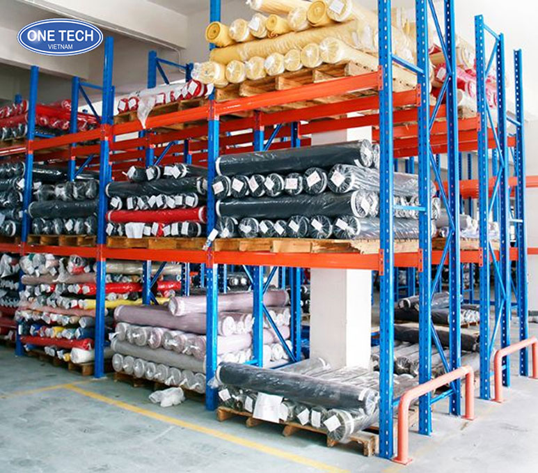 Kệ để vải cuộn siêu thị chất lượng cao, giá rẻ, bền chắc do Giá kệ One Tech cung cấp