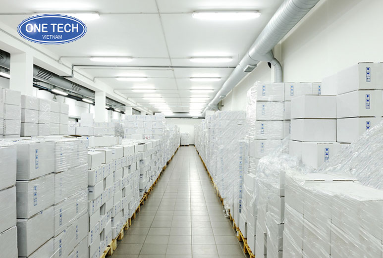 Kệ kho lạnh đạt chuẩn lưu trữ hàng hóa an toàn Kệ kho lạnh bằng thép sơn tĩnh điện, chịu nhiệt độ thấp, dùng lưu trữ thực phẩm đông lạnh
