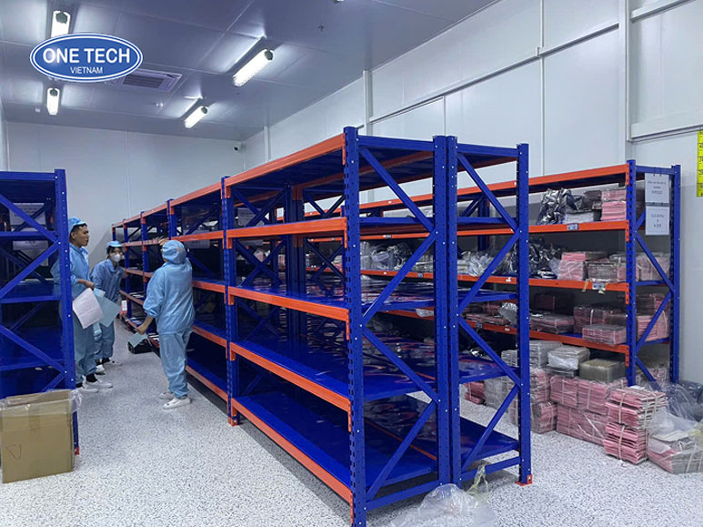 Giá kệ trung tải phủ sơn tĩnh điện dùng trong kho lạnh Kệ kho lạnh trung tải có lớp phủ sơn tĩnh điện chống vi khuẩn