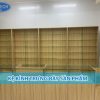 Kệ kính trưng bày sản phẩm khung sắt, bề mặt kính cường lực trong suốt, phù hợp cho cửa hàng mỹ phẩm, phụ kiện