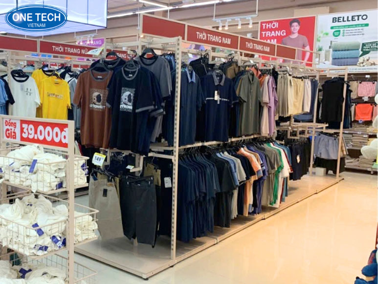 Các mẫu kệ trưng bày trong chuỗi siêu thị Vinmart hiện đại Kệ trưng bày Vinmart thiết kế chắc chắn, phù hợp nhiều ngành hàng khác nhau