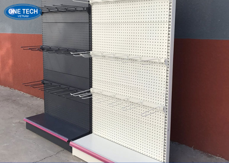 One Tech – Kệ treo balo đẹp, chất lượng cao Kệ treo balo đẹp, bền chắc do One Tech sản xuất, phù hợp trưng bày balo nhiều kích thước