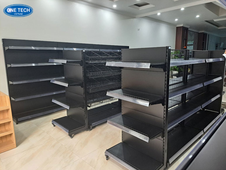 Kệ tôn liền trưng bày bếp gas chắc chắn, thẩm mỹ cao Kệ tôn liền trưng bày bếp gas bằng thép sơn tĩnh điện, thiết kế chắc chắn và tối ưu không gian trưng bày