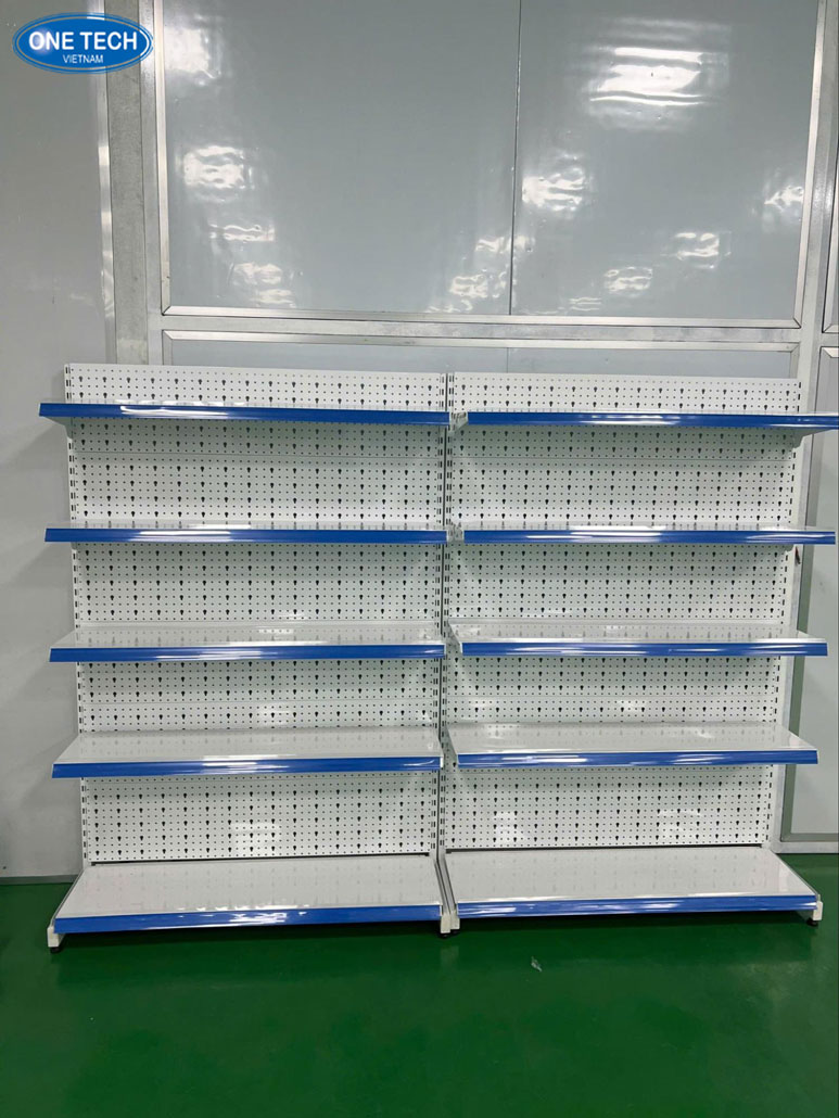 Kệ sắt siêu thị trưng bày sản phẩm điện máy chuyên nghiệp Kệ sắt siêu thị chắc chắn được sử dụng trong cửa hàng điện máy để trưng bày tivi, máy giặt, điều hòa
