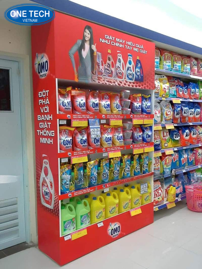 Kệ quảng cáo bày hàng OMO trưng bày sản phẩm nổi bật Kệ quảng cáo bày hàng OMO màu đỏ trắng, thiết kế bắt mắt trưng bày sản phẩm hiệu quả tại điểm bán