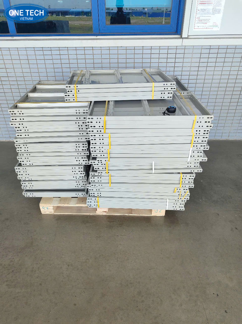 Nhược điểm khi mua kệ siêu thị thanh lý Kệ siêu thị thanh lý có dấu hiệu gỉ sét, móp méo và thiếu linh kiện