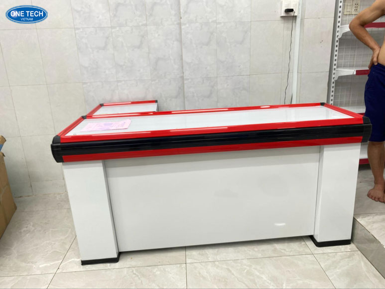 Mẫu bàn thu ngân lắp đặt phổ biến tại các cửa hàng Đà Nẵng Quầy bàn thu ngân ứng dụng trong mô hình bán lẻ tại Đà Nẵng