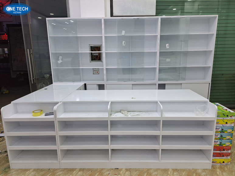 Bàn thu ngân Đà Nẵng thiết kế tối ưu cho điểm bán lẻ Mẫu bàn thu ngân sử dụng tại các shop kinh doanh ở Đà Nẵng