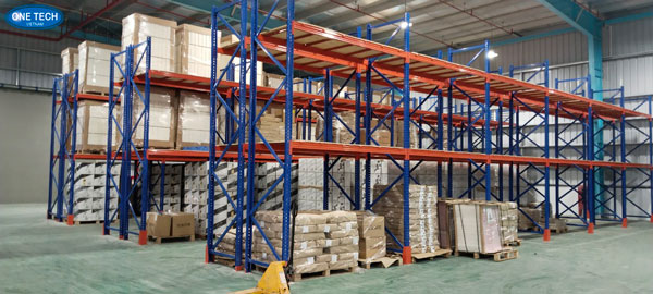 Lý do kệ công nghiệp 2 tầng được ưa chuộng trong kho hàng Kệ công nghiệp 2 tầng giúp tối ưu diện tích và lưu trữ hàng hóa hiệu quả trong nhà kho