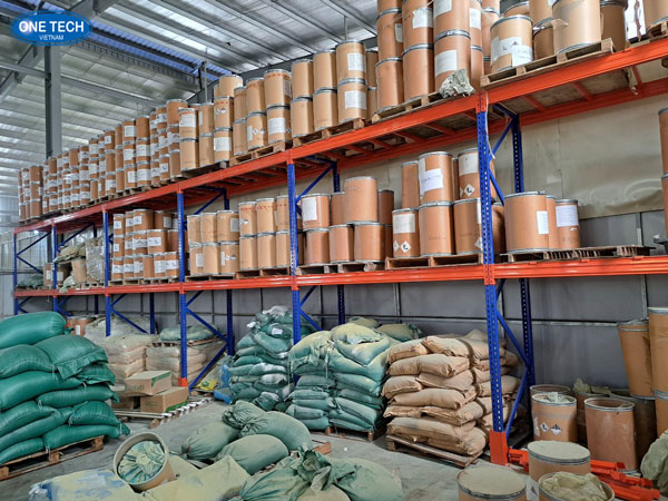 Hệ thống kệ công nghiệp chuyên dụng cho nhà kho doanh nghiệp Kệ công nghiệp lắp đặt trong kho để tăng khả năng lưu trữ hàng hóa