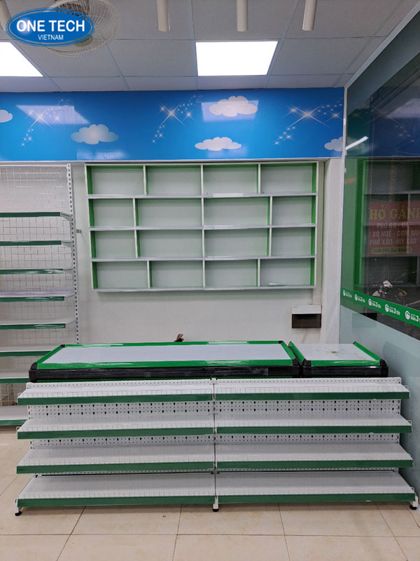 Kệ gỗ đầu bàn thu ngân phong cách tối giản, phù hợp mọi loại cửa hàng bán lẻ