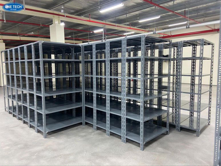 Kệ kho bao bì tải nhẹ dùng trong kho chứa hàng nhẹ, gọn gàng và dễ lắp đặt