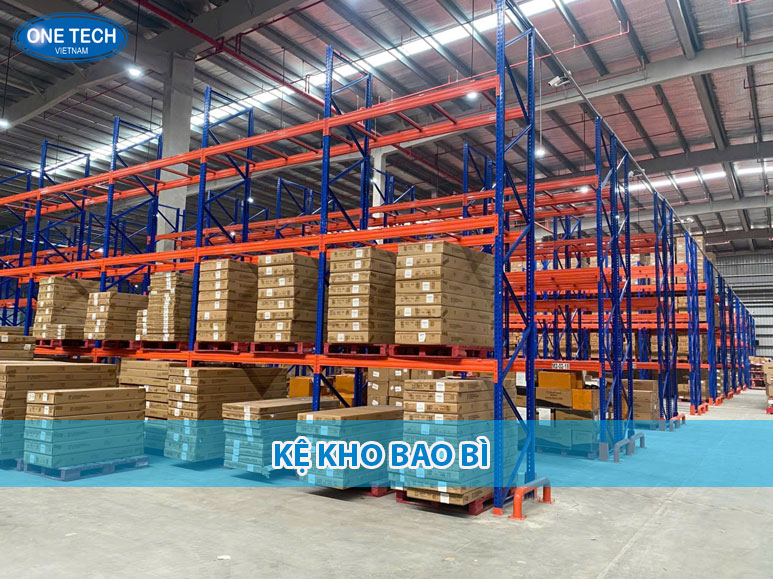 Hệ thống kệ kho bao bì bằng thép sơn tĩnh điện dùng để lưu trữ thùng giấy, bao bì sản phẩm