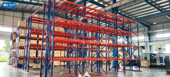Kệ kho hàng tối ưu không gian lưu trữ trong nhà kho Kệ kho hàng đa năng giúp sắp xếp hàng hóa gọn gàng và khoa học trong kho