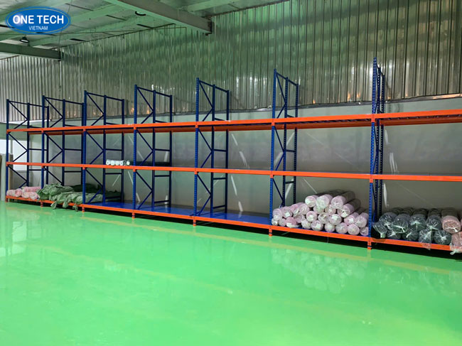Kệ kho hàng công nghiệp giúp tối ưu quản lý kho bãi Giải pháp lưu trữ bằng kệ kho hàng cho doanh nghiệp vừa và lớn