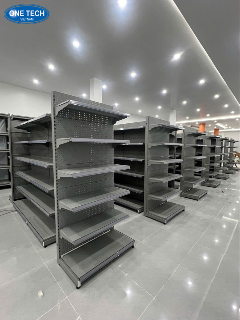Kệ siêu thị tiện dụng cho cửa hàng bán lẻ tại TP.HCM Kệ siêu thị lắp đặt trong cửa hàng TP.HCM hỗ trợ trưng bày hàng hóa chuyên nghiệp