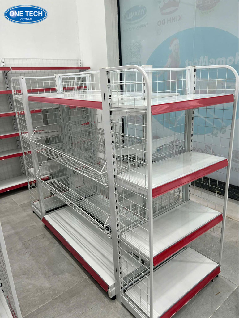 Kệ giỏ mì bày hàng tại TP.HCM - Thiết kế tiện lợi, dễ sử dụng Kệ giỏ mì trưng bày sản phẩm gọn gàng tại cửa hàng ở TP.HCM