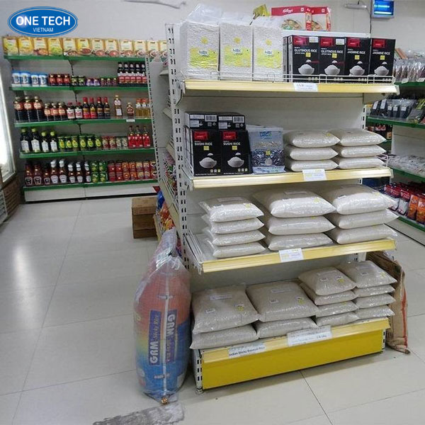Kệ trưng bày gạo giúp phân vùng sản phẩm rõ ràng, thuận tiện trưng bày Kệ gạo được thiết kế tối ưu, phù hợp cho trưng bày tại cửa hàng tạp hóa và siêu thị